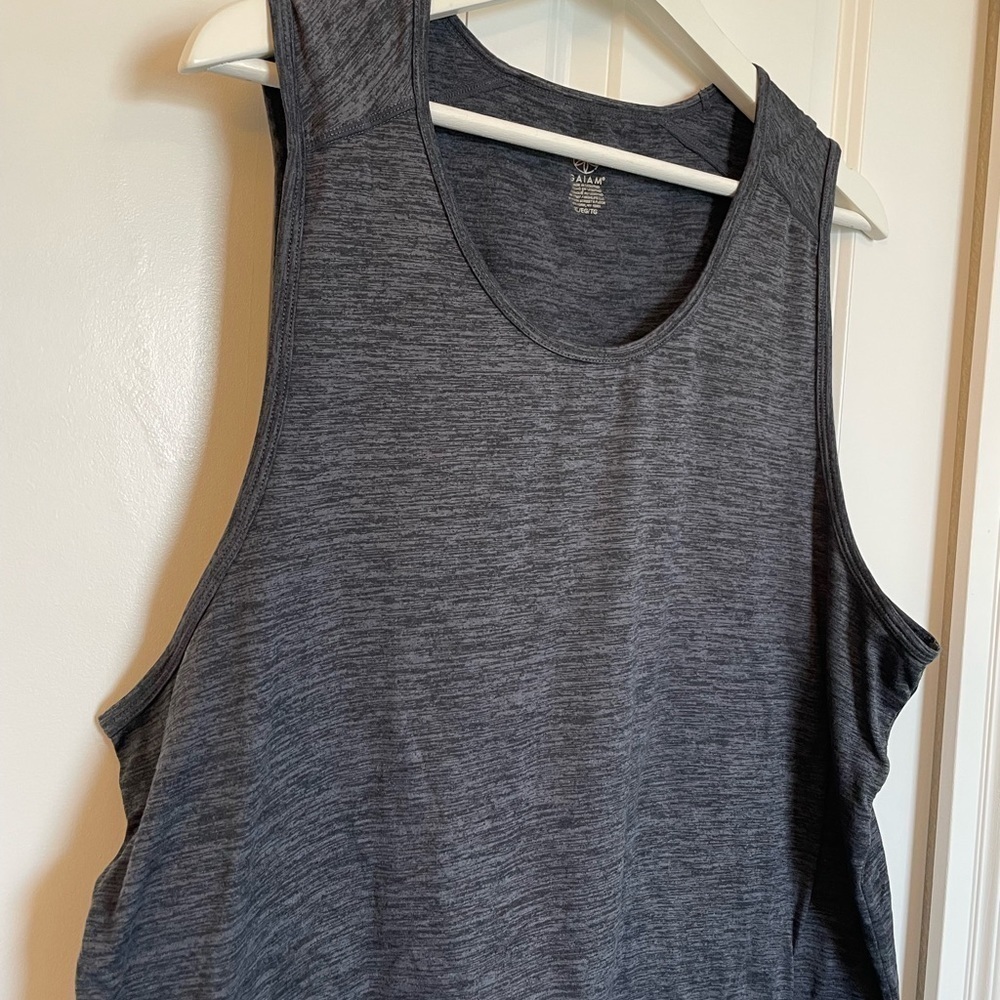 Gaiam Workout Top - Picture 2 of 6